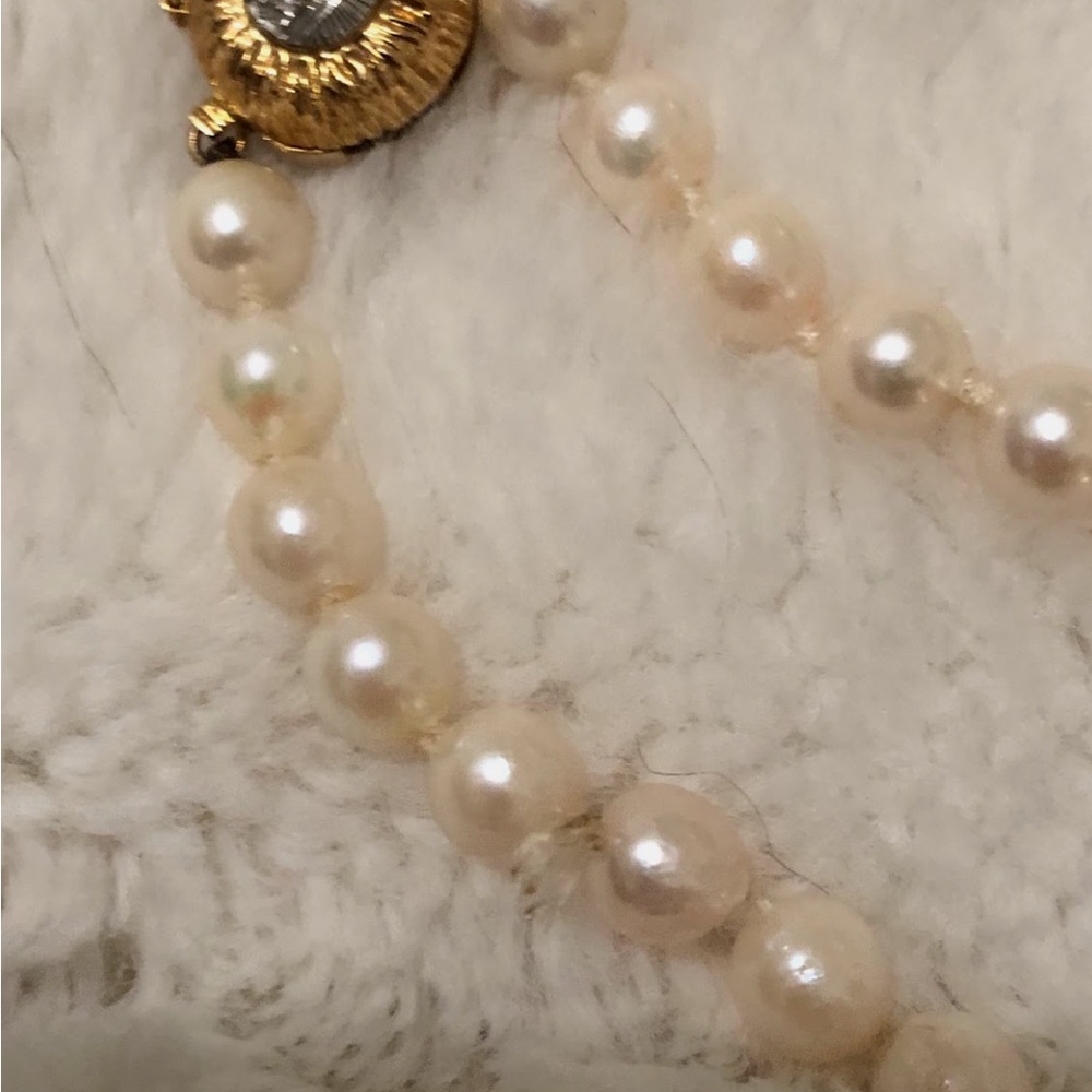 Classic Cultured Pearl Necklace with 14k Gold Clasp